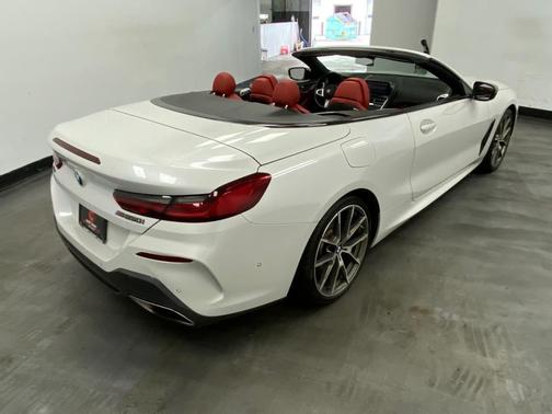 Mineral White Metallic 2019 BMW M850 xDrive