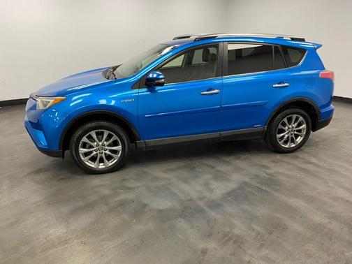 2017 Toyota RAV4 Hybrid SE