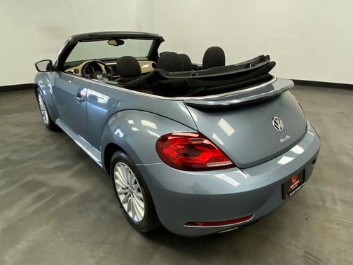 Silk Blue Metallic/Beige Roof 2019 Volkswagen Beetle 2.0T S