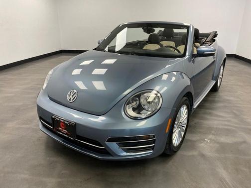Silk Blue Metallic/Beige Roof 2019 Volkswagen Beetle 2.0T S