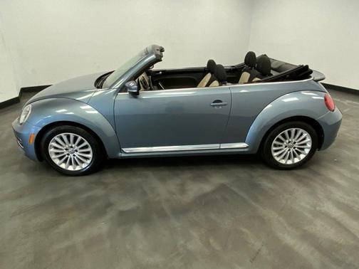 Silk Blue Metallic/Beige Roof 2019 Volkswagen Beetle 2.0T S