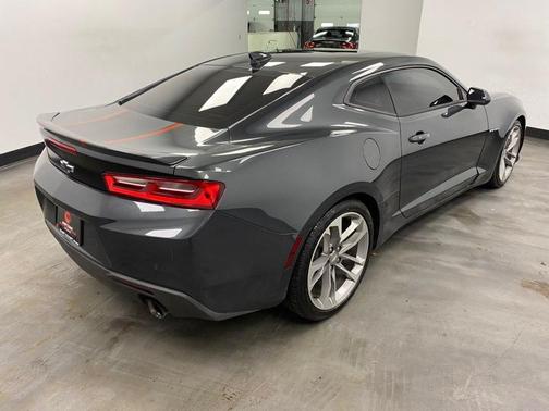 2017 Chevrolet Camaro 2LT