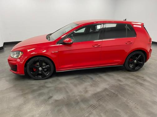 2017 Volkswagen Golf GTI 2.0T S 4-Door