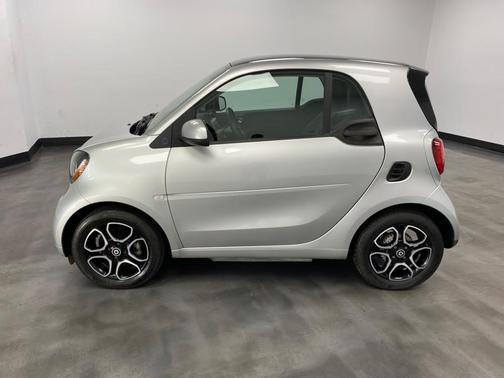 2019 smart EQ ForTwo prime