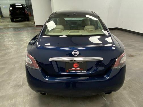 2014 Nissan Maxima SV