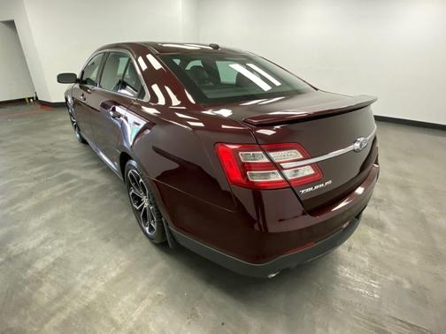 Burgundy Velvet Metallic Tinted Clearcoat 2018 Ford Taurus SHO