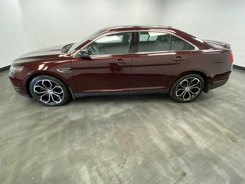 Burgundy Velvet Metallic Tinted Clearcoat 2018 Ford Taurus SHO