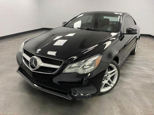 Obsidian Black Metallic 2015 Mercedes-Benz E-Class 4MATIC