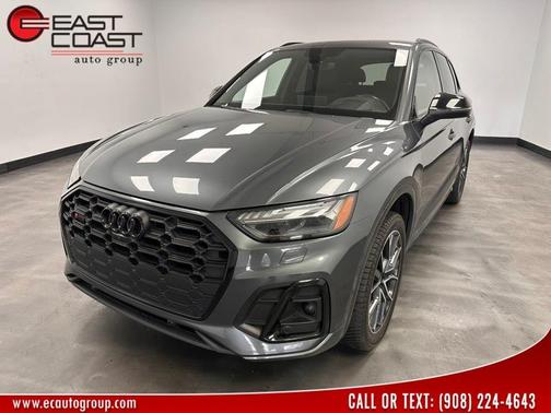 Daytona Gray Pearl Effect 2023 Audi SQ5 3.0T Prestige