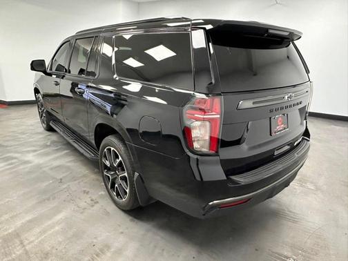 2021 Chevrolet Suburban RST