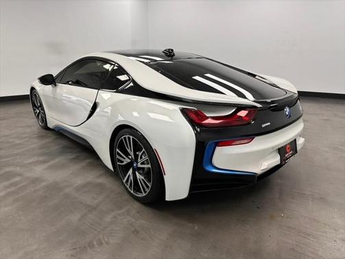 2017 BMW i8 Coupe
