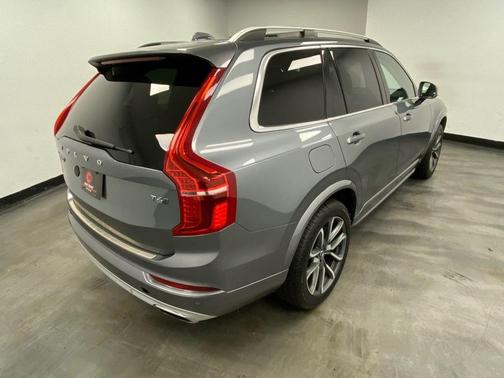 Osmium Grey Metallic 2017 Volvo XC90 T6 Momentum