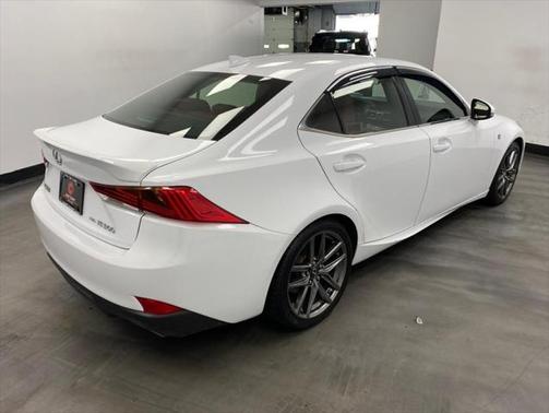 2018 Lexus IS 300 Base