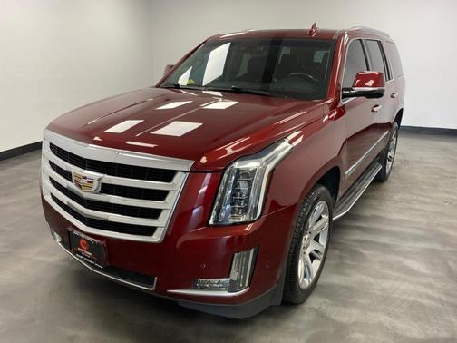 2018 Cadillac Escalade Luxury