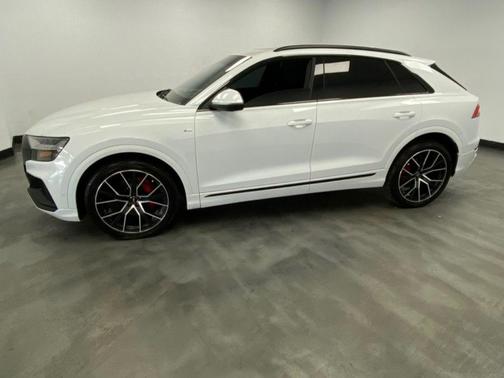 Glacier White Metallic 2019 Audi Q8 3.0T Premium