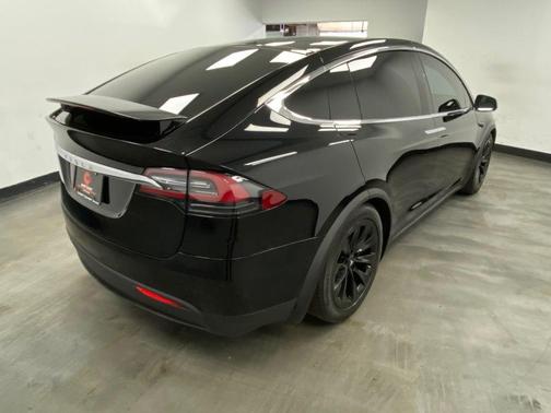 Solid Black 2018 Tesla Model X 75D