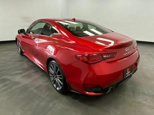 Dynamic Sunstone Red 2017 INFINITI Q60 3.0t Red Sport 400