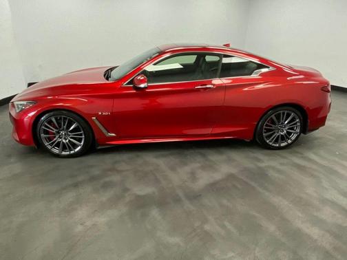 Dynamic Sunstone Red 2017 INFINITI Q60 3.0t Red Sport 400