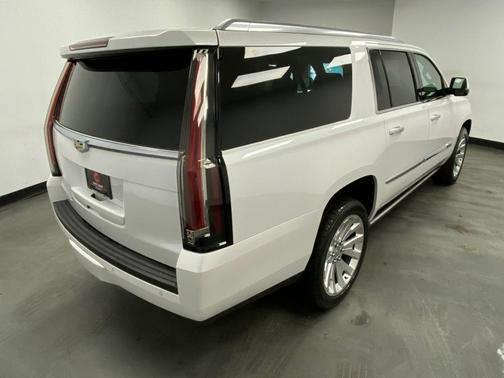 2016 Cadillac Escalade ESV Premium