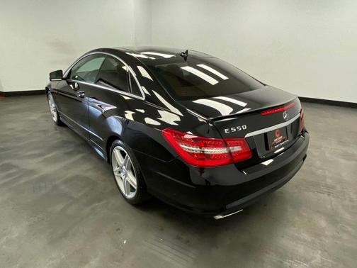 Black 2011 Mercedes-Benz E-Class E 550