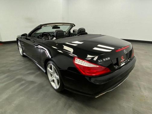 Black 2014 Mercedes-Benz SL-Class 2dr Roadster SL 550