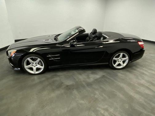 Black 2014 Mercedes-Benz SL-Class 2dr Roadster SL 550