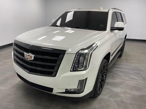 Crystal White Tricoat 2019 Cadillac Escalade Luxury