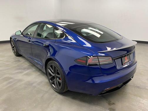 2023 Tesla Model S Plaid