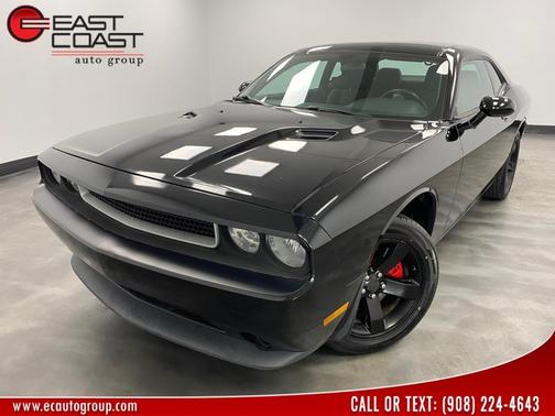 2012 Dodge Challenger SXT
