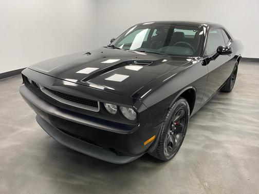 2012 Dodge Challenger SXT