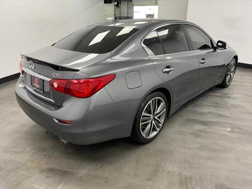 2015 INFINITI Q50 Sport