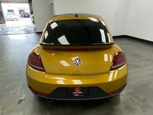 2017 Volkswagen Beetle 1.8T Dune