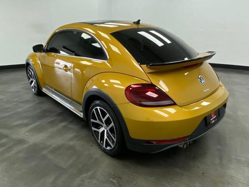 2017 Volkswagen Beetle 1.8T Dune