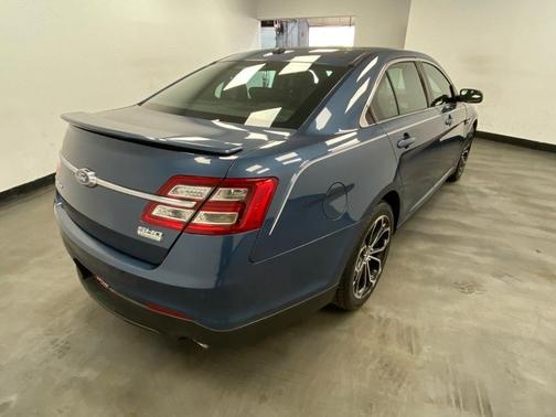 Blue Metallic 2018 Ford Taurus SHO