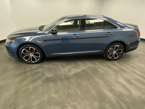 Blue Metallic 2018 Ford Taurus SHO