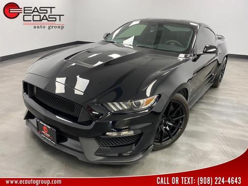 2017 Ford Shelby GT350 Base