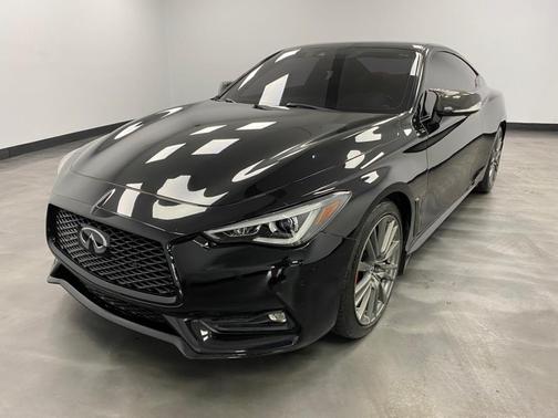 2017 INFINITI Q60 3.0t Red Sport 400