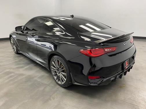 2017 INFINITI Q60 3.0t Red Sport 400