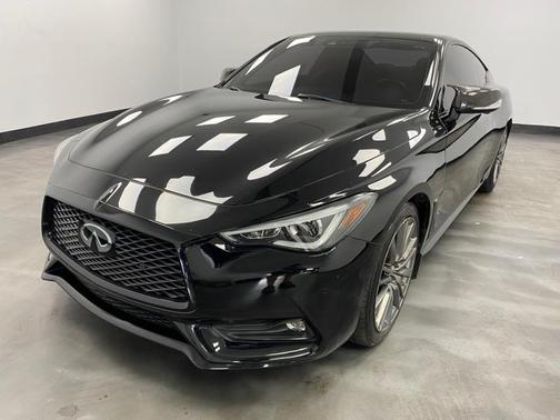 2017 INFINITI Q60 3.0t Red Sport 400