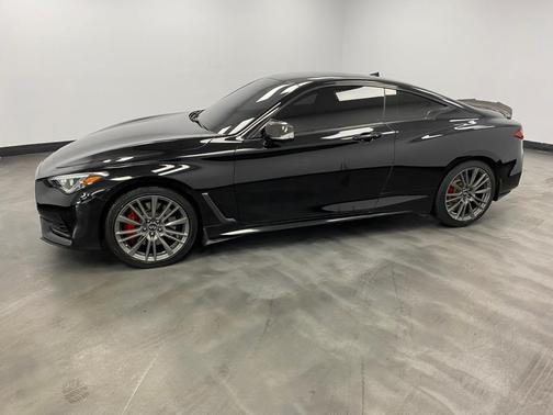 2017 INFINITI Q60 3.0t Red Sport 400
