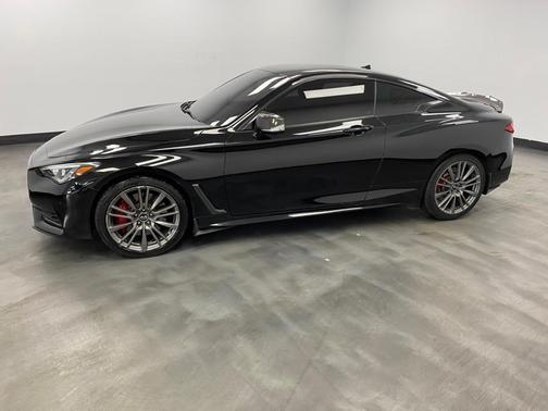 2017 INFINITI Q60 3.0t Red Sport 400