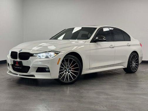 Alpine White 2016 BMW 340 xDrive