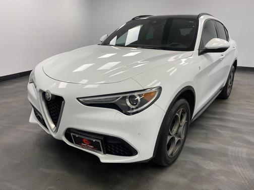 2022 Alfa Romeo Stelvio Ti