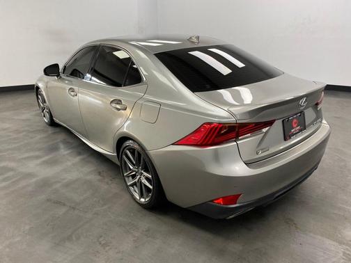 2018 Lexus IS 300 Base