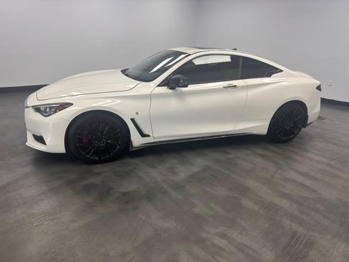 2017 INFINITI Q60 3.0t Red Sport 400
