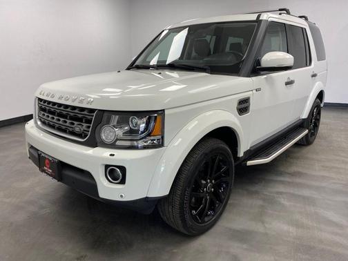 Fuji White 2016 Land Rover LR4 Base