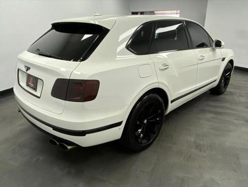 2018 Bentley Bentayga Onyx Edition