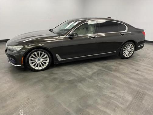 2017 BMW 740 xDrive