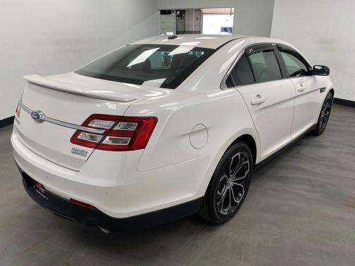 2013 Ford Taurus SHO