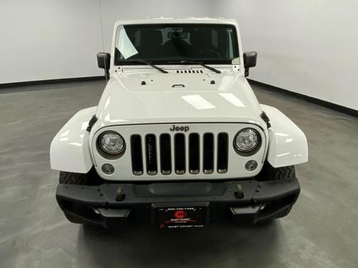 Bright White Clearcoat 2018 Jeep Wrangler JK Unlimited Sport